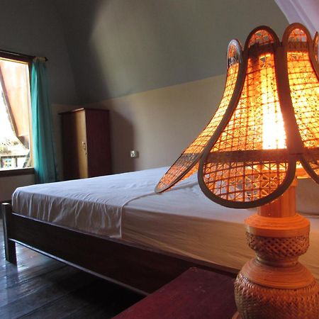 II Bungalow Gili Meno Room photo
