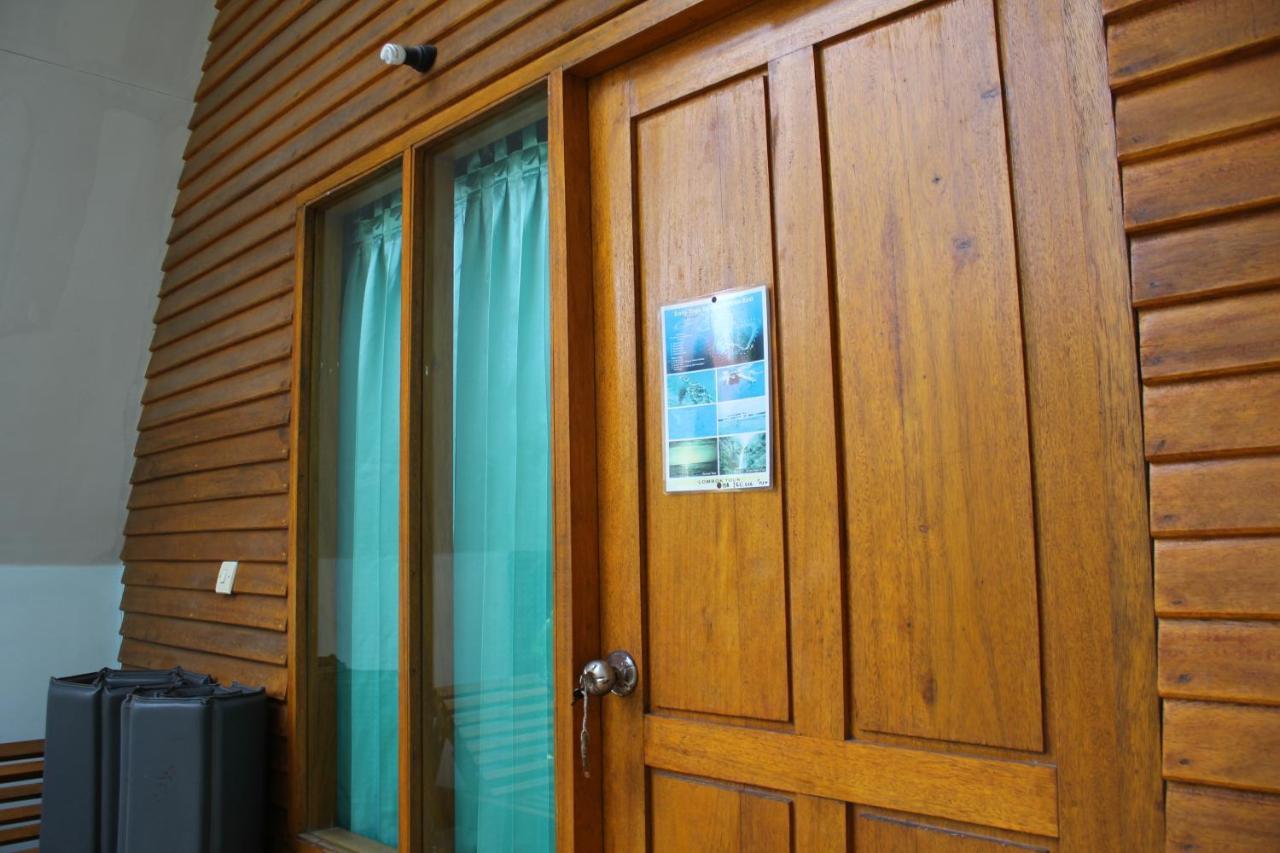 II Bungalow Gili Meno Exterior photo