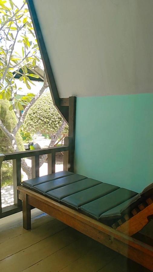 II Bungalow Gili Meno Exterior photo