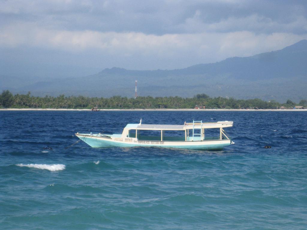 II Bungalow Gili Meno Exterior photo