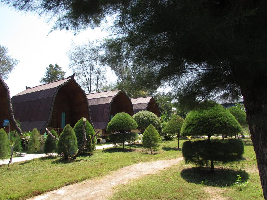 II Bungalow Gili Meno Exterior photo